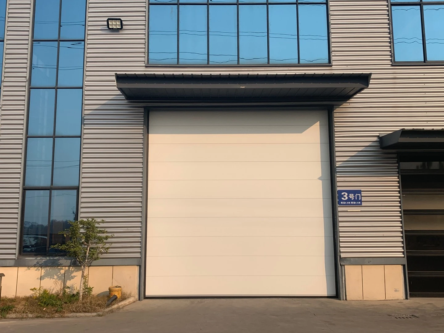 安必信工业门中山服务站生产基地